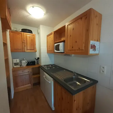 Apartment Confortable Studio-cabine A Valfrejus Avec Wifi Et Animaux Admis - Fr-1-561-127